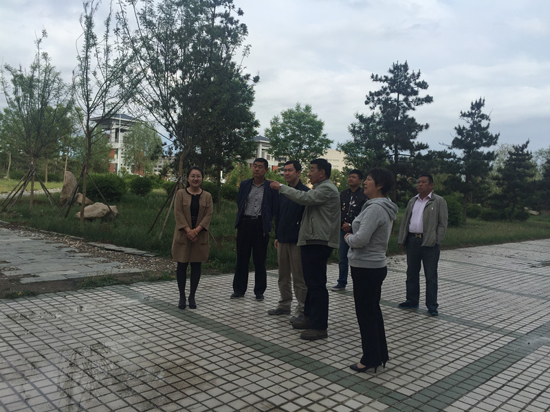 团市委书记成红亮深入呼和浩特职业学院开展示范引领工作.jpg