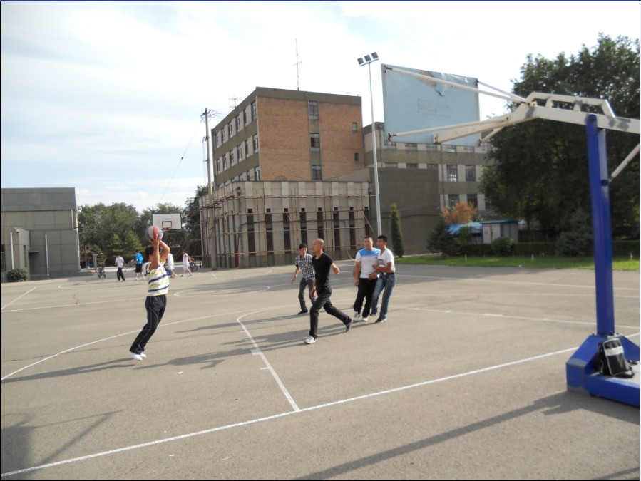 丰富多彩的课余活动