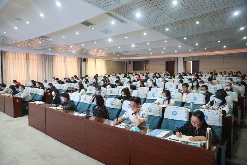 学院6.jpg